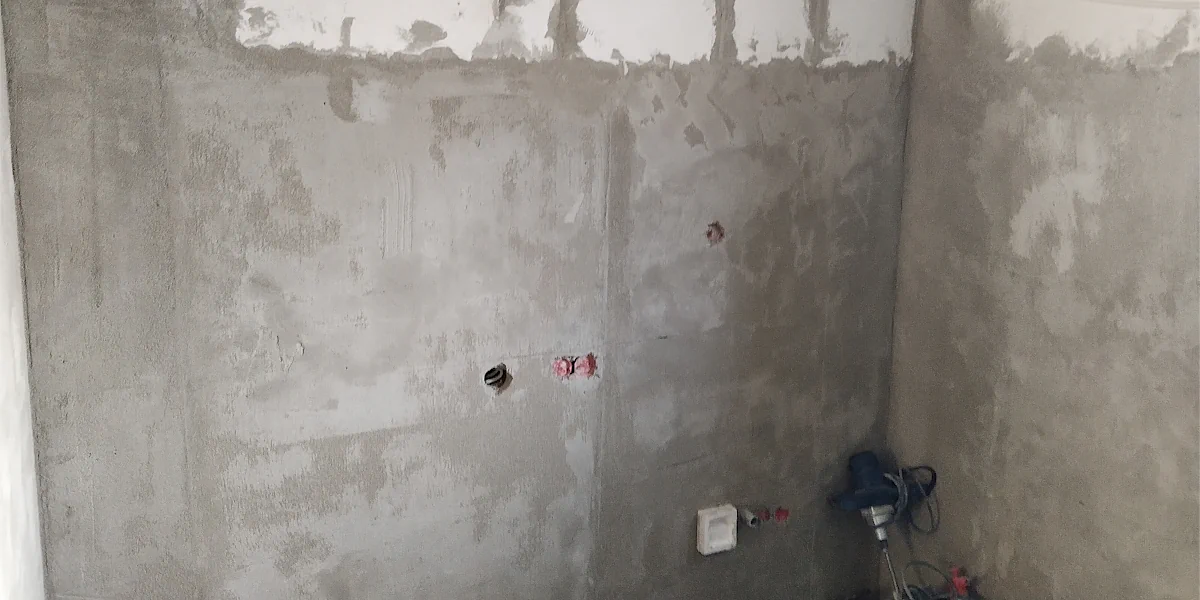 Fertig verspachtelte Ellipse im Foyer.