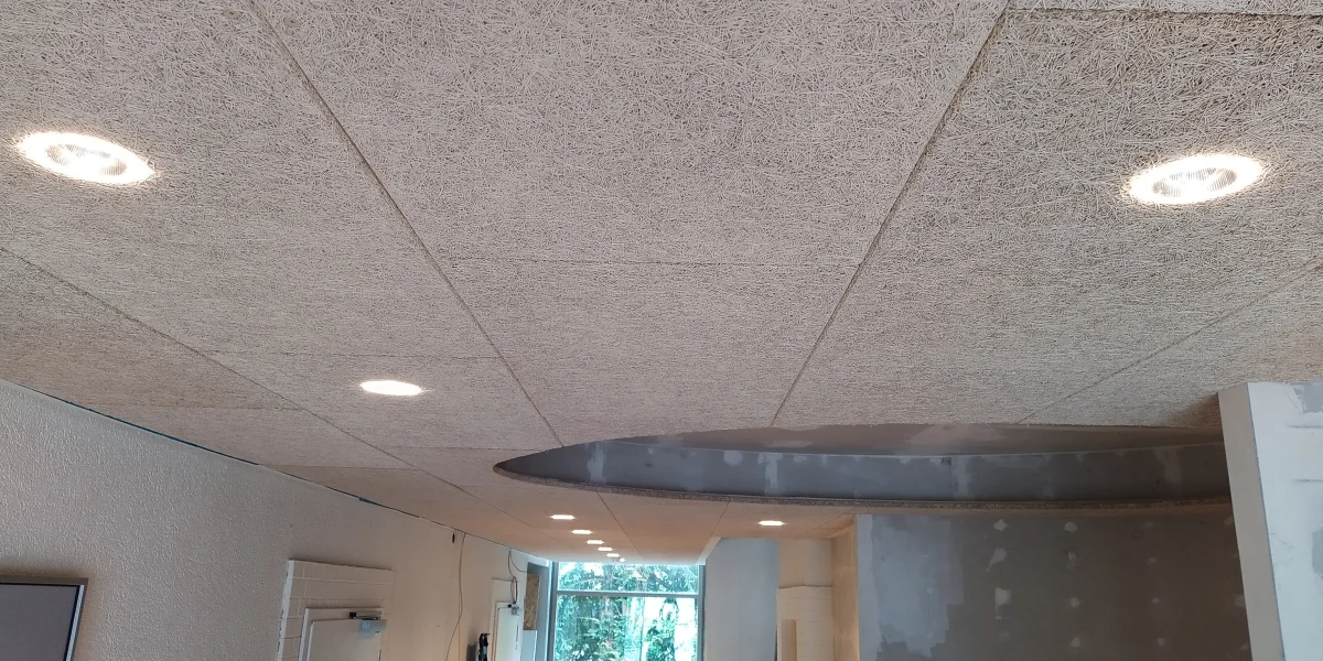 Zwei Einschlagschalter für den Rauchabzug direkt nebeneinander